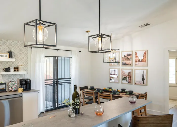 Casa vacanze Bus Stop Saloon *heart Of Cave Creek* Cave Creek