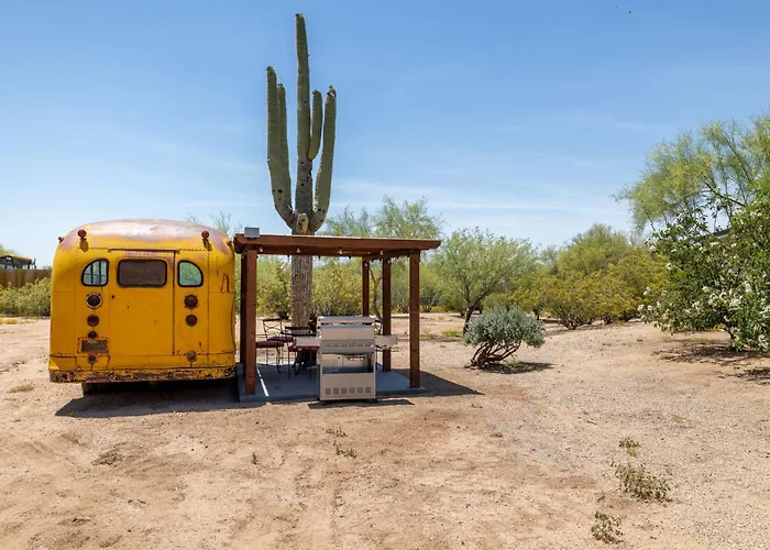 Bus Stop Saloon *heart Of Cave Creek* Cave Creek